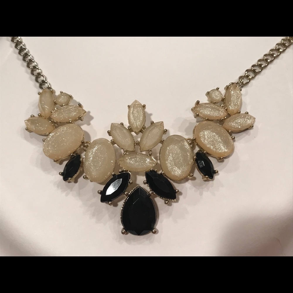 Necklace Black White Gold